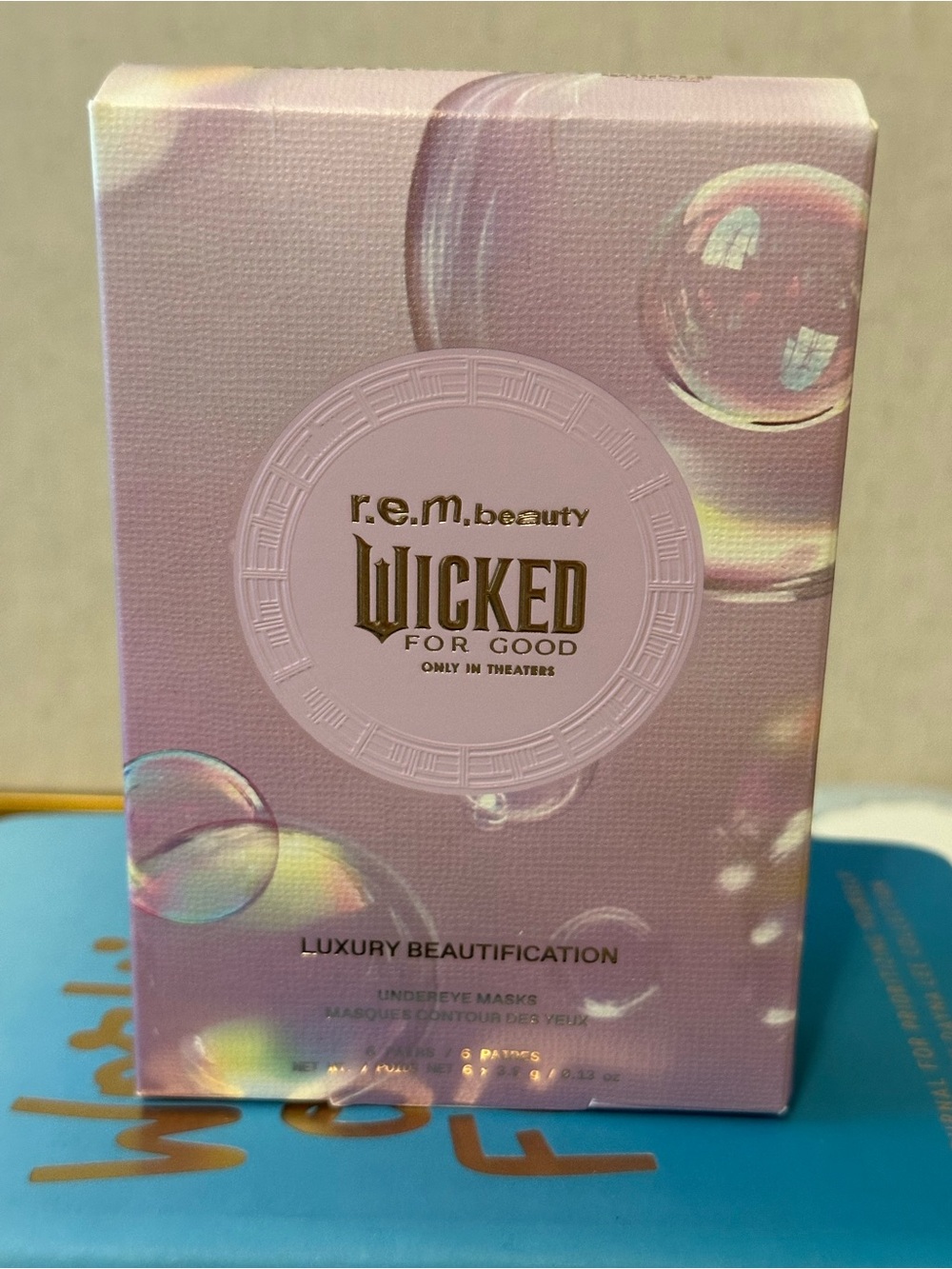 r.e.m. beauty Wicked For Good Luxury Beautification Eye Masks - Pink